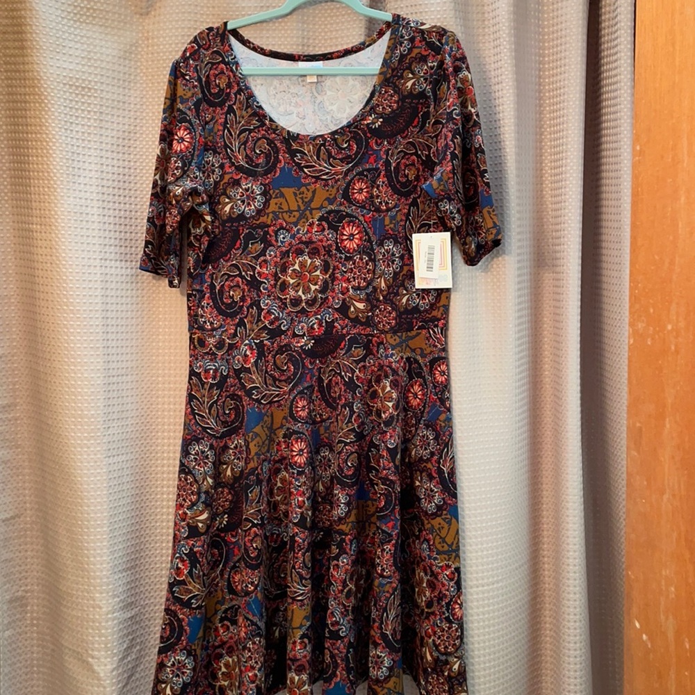 LulaRoe new Nicole. Never worn. With tags intact.